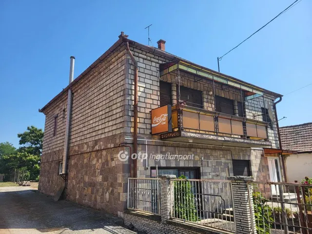 Eladó ház Pusztamonostor 203 nm