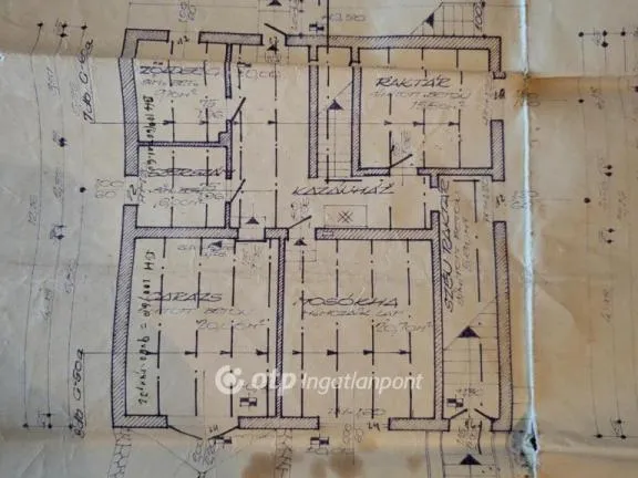 Eladó ház Pusztamonostor 203 nm