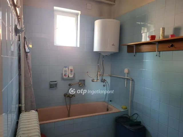 Eladó ház Pusztamonostor 203 nm