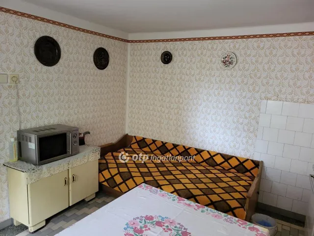 Eladó ház Pusztamonostor 56 nm