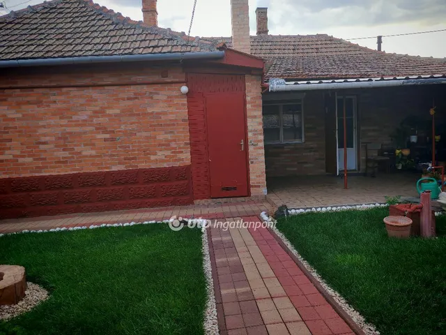 Eladó ház Jászberény 84 nm