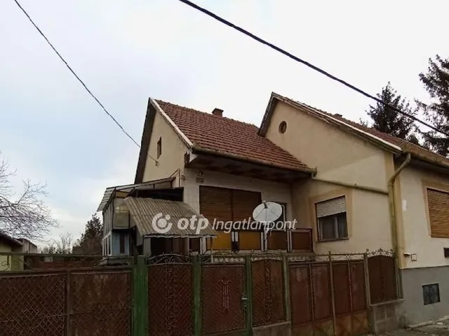Eladó ház Hatvan 134 nm