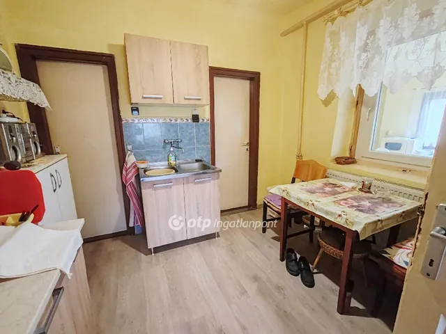 Eladó ház Szolnok 100 nm