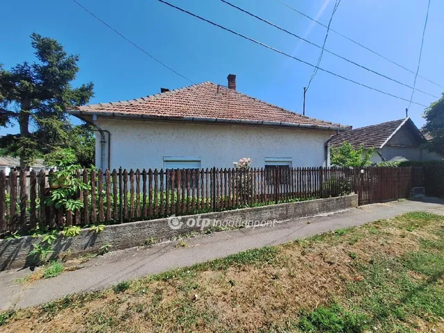 Eladó ház Füzesgyarmat 69 nm