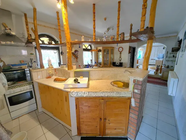 Eladó ház Kunmadaras 191 nm