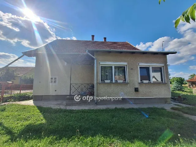 Eladó ház Füzesgyarmat 95 nm