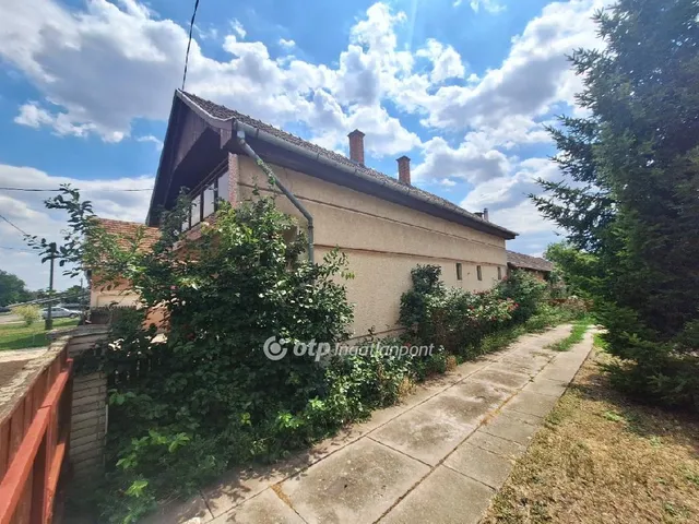 Eladó ház Túrkeve 118 nm