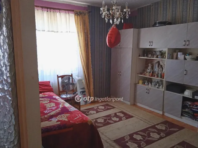 Eladó ház Hatvan 193 nm