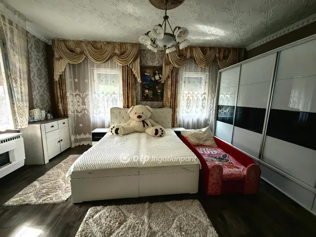 Eladó ház Túrkeve 102 nm