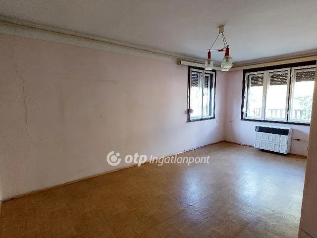 Eladó ház Kisújszállás 67 nm