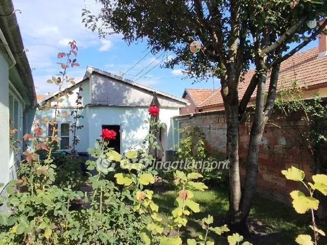 Eladó ház Jászberény 52 nm