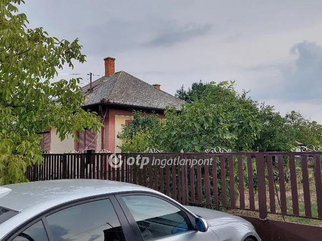 Eladó ház Kisújszállás 67 nm