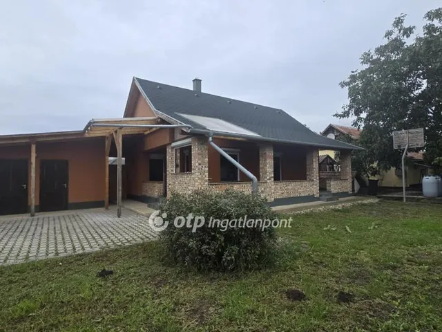 Eladó ház Püspökladány 140 nm