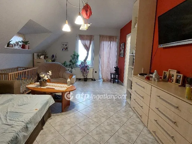 Eladó ház Veresegyház 246 nm