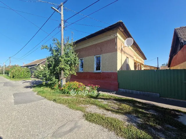 Eladó ház Karcag 85 nm