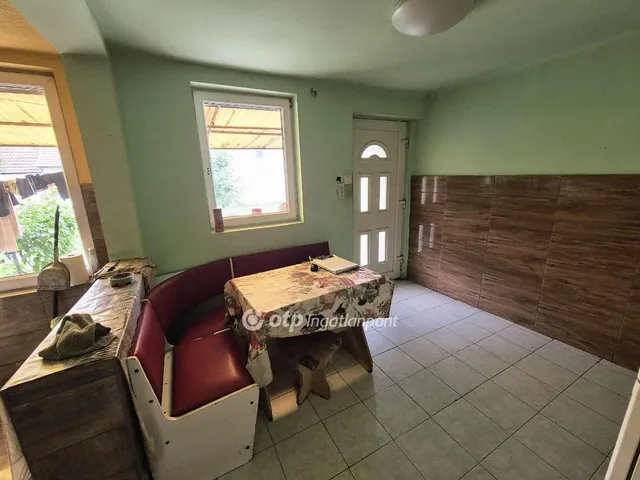 Eladó ház Jászberény 93 nm