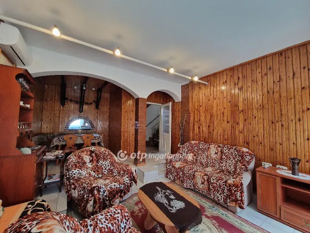 Eladó ház Kisújszállás 145 nm