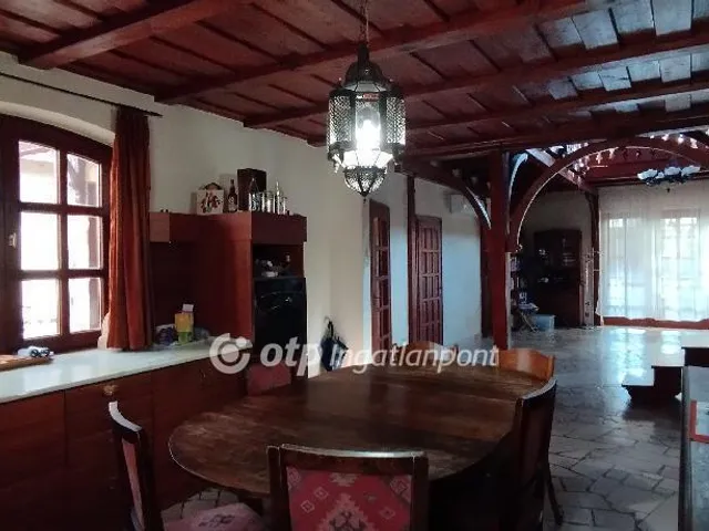 Eladó ház Jászberény 163 nm