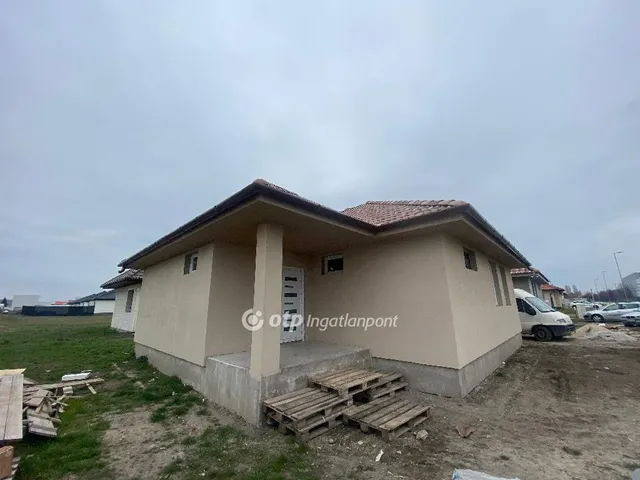 Eladó ház Jászberény 91 nm