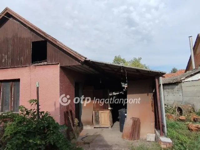 Eladó ház Jászberény 103 nm