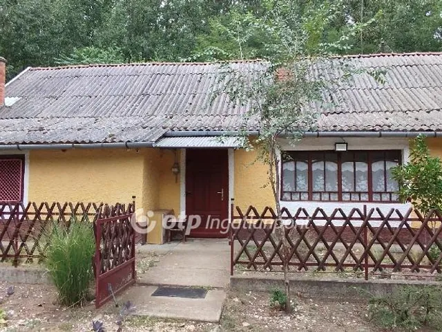 Eladó mezőgazdasági ingatlan Jászberény 80 nm