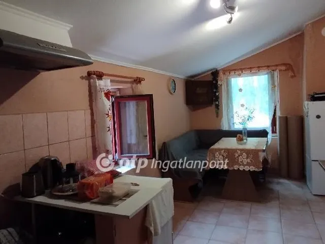 Eladó mezőgazdasági ingatlan Jászberény 80 nm