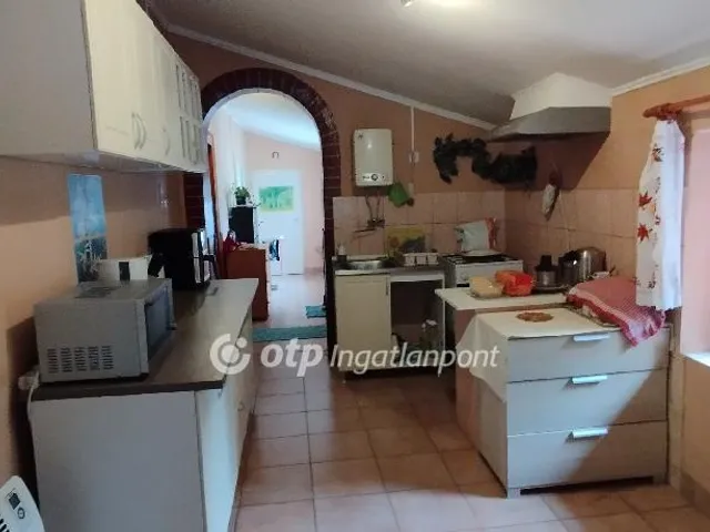 Eladó mezőgazdasági ingatlan Jászberény 80 nm