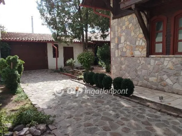 Eladó ház Jászberény 163 nm