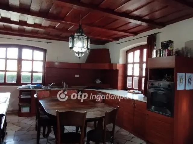 Eladó ház Jászberény 163 nm