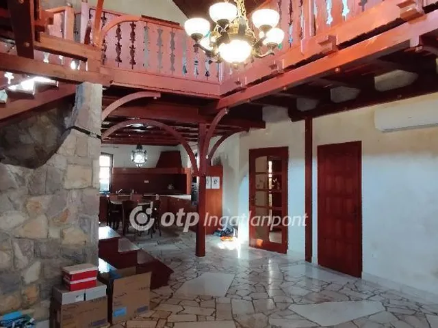 Eladó ház Jászberény 163 nm