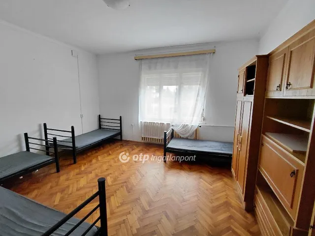 Eladó ház Hatvan 187 nm