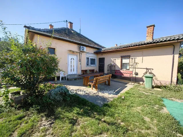 Eladó ház Kisújszállás 92 nm