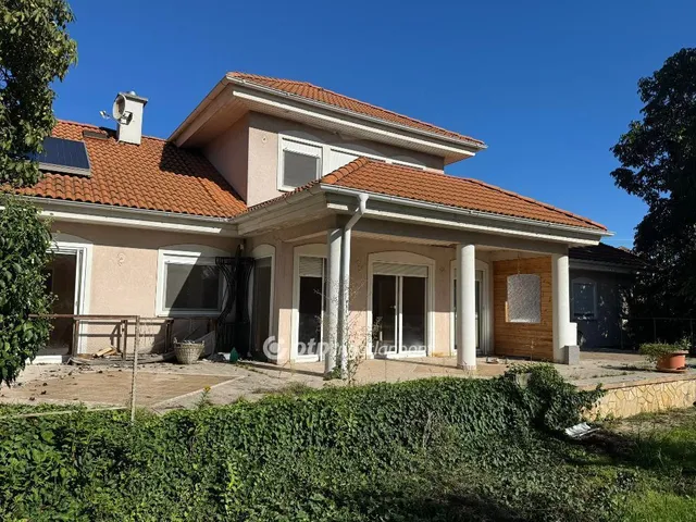 Eladó ház Tiszafüred 325 nm