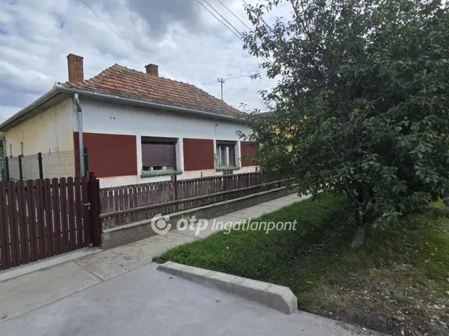 Eladó ház Nádudvar 70 nm