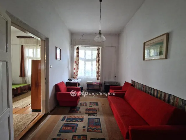 Eladó ház Kunhegyes 67 nm