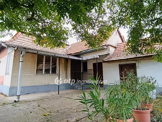 Eladó ház Jászfényszaru 82 nm