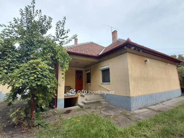 Eladó ház Hatvan 187 nm