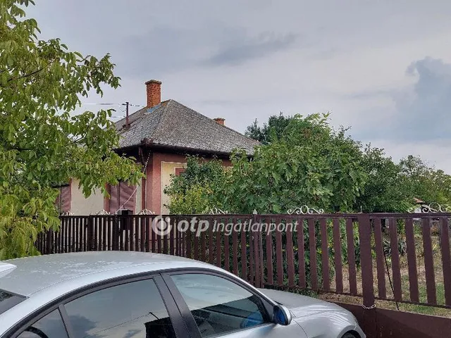 Eladó ház Kisújszállás 67 nm