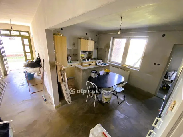 Eladó ház Kisújszállás 98 nm