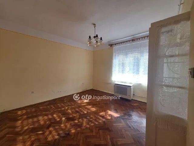 Eladó ház Karcag 73 nm