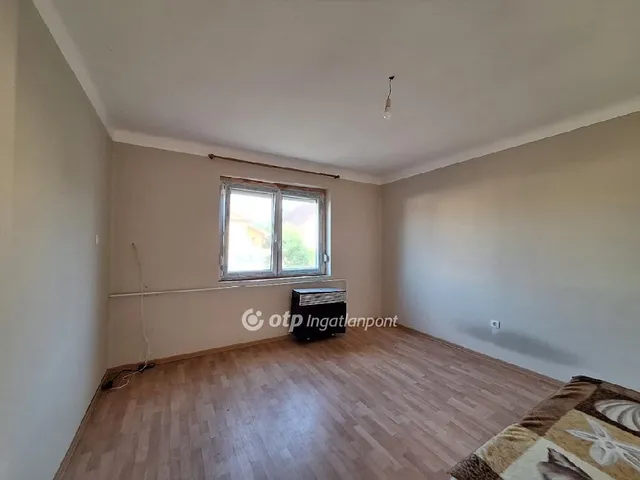 Eladó ház Bucsa 61 nm