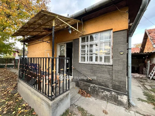 Eladó ház Jászkisér 56 nm