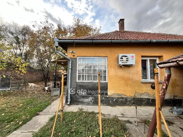 Eladó ház Jászkisér 56 nm