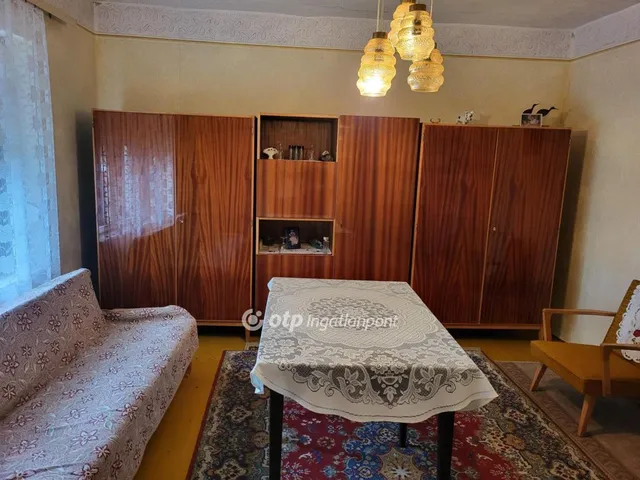 Eladó ház Pusztamonostor 56 nm