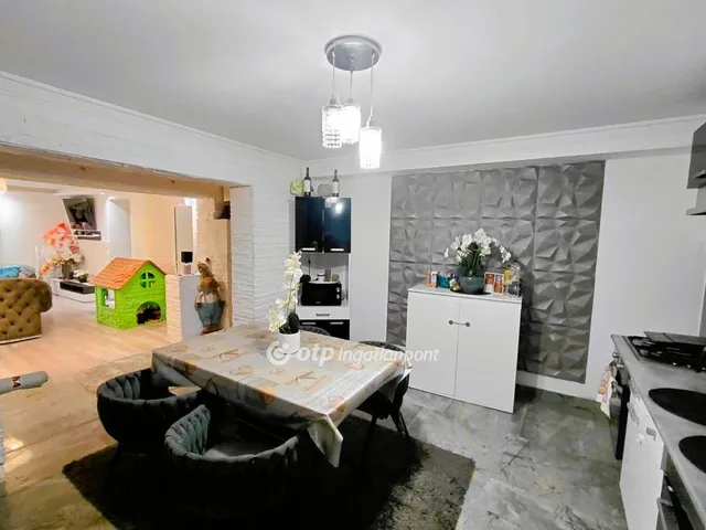 Eladó ház Jászfényszaru 70 nm