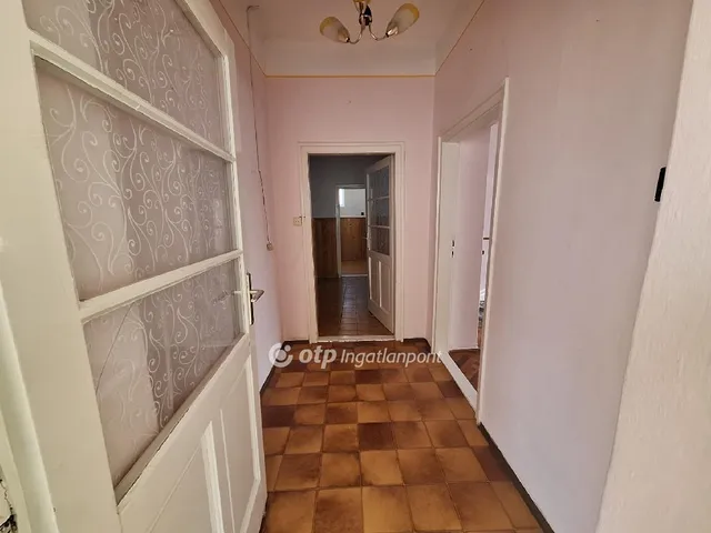 Eladó ház Karcag 73 nm