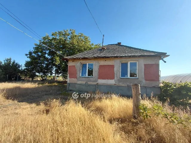 Eladó ház Jászfényszaru 49 nm