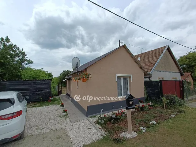 Eladó mezőgazdasági ingatlan Pilis 31 nm