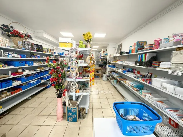 Eladó kereskedelmi és ipari ingatlan Kisújszállás 45 nm