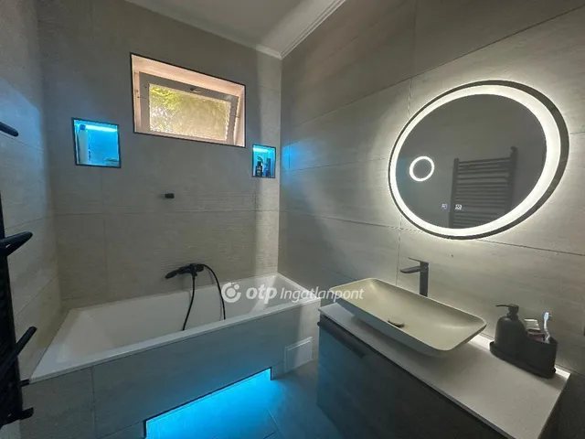 Eladó ház Szentes 194 nm